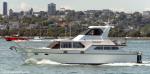 ID 14404 VIDA-BOA - local Auckland motor launch passing Devonport.