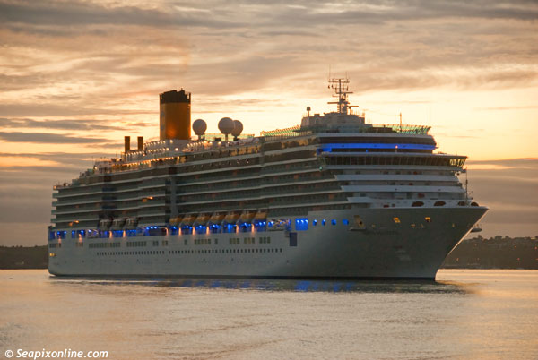 COSTA DELIZIOSA (2010/92720grt/IMO 9398917) moments after first light, glides into the Waitemata Harbour as she makes her maiden call at the Port of Auckland, New Zealand. 14 February 2012. Photo by SeapixOnline.com/Trevor Coppock