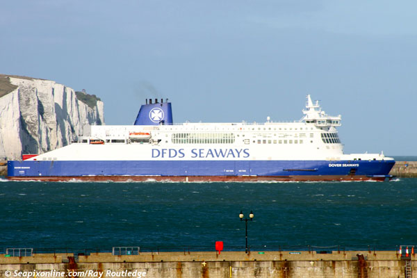 Dover Seaways, Maersk Dover 9318345 ID 8204