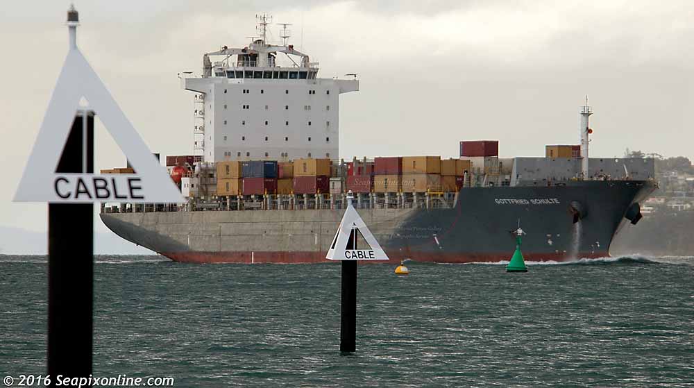 GOTTFRIED SCHULTE (2006/35991grt/42101dwt/3534teu/IMO 9328493, ex-APL SYDNEY) inbound from Tauranga, nears the tug station, downstream from the Fergusson Container Terminal, on arrival from the port of Tauranga. 6 August 2016. Photo by Â© 2016 SeapixOnline.com