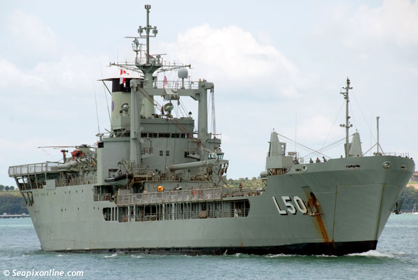 HMAS Tobruk ID 8325