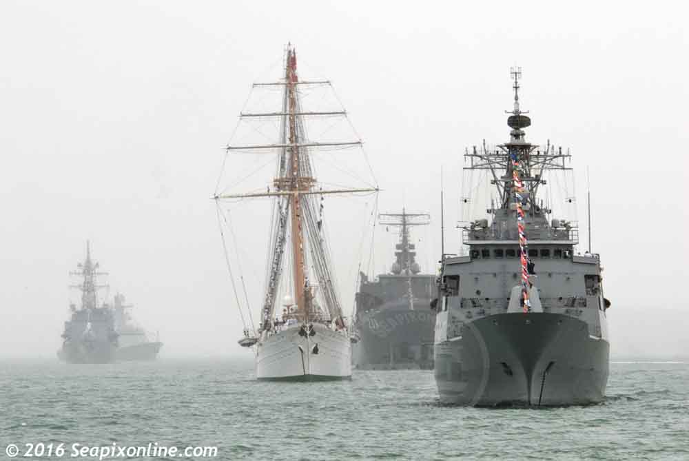 HMNZS Te Mana, RSS Resolution, Esmeralda, JDS Takanami, PLAN Yancheng, Takanami, Yancheng ID 10671