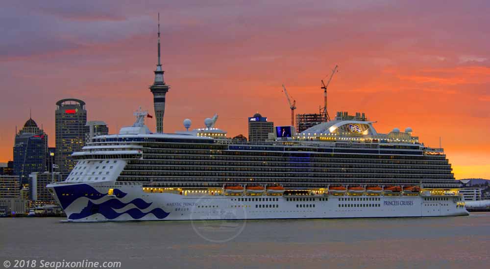 Princess Cruises 2017-built 330m MAJESTIC PRINCESS (144216grt/11277dwt/IMO 9614141) departs Auckland for Tauranga at sunset. 27 November 2018. Photo by Â© 2018 SeapixOnline.com