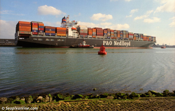 P&O Nedlloyd Southampton, Maersk Kiel 9153850 ID 8933