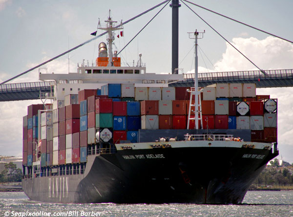 HANJIN PORT ADELAIDE (2007/27104grt/IMO 9363429) outbound Melbourne, Victoria, Australia. 26 February 2012. Photo by  Bill Barber (billba3@bigpond.com)