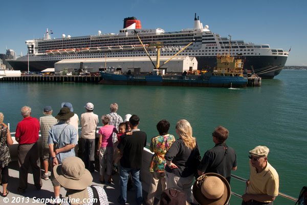 Queen Mary 2, QM2 9241061 ID 8768