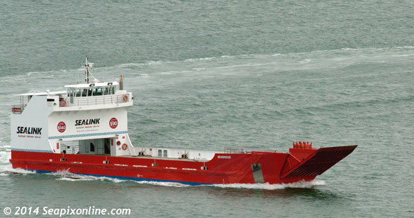 SEABRIDGE (2014/485grt) - a new addition to the Auckland-based Sealink fleet of vehicular/pax ferries, manoeuvres during trials on Aucklands' Waitemata Harbour. 11 February 2014. Photo by Â© 2014 SeapixOnline.com