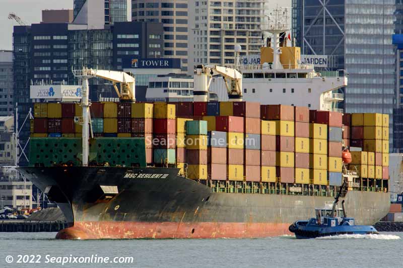 MSC RESILIENT III (2002/27093gt/34622dwt/IMO 9240873/2602TEU/ ex-BOMAR RESILIENT, ANNABELLE SCHULTE, P&O NEDLLOYD BAROSSA VALLEY), a first-time caller, departs Auckland bound for Tauranga as MAERSK NADI (2008/26404gt/34241dwt/IMO 9386017/2546TEU/ex-CSCL SANTIAGO) arrives from Tauranga.was built by STX shipbuilding at the Jinhae shipyard in Changwon, S Korea. She is operated by MSC Mediterranean Shipping of Geneva and managed and owned by MSC Shipmanagement Ltd of Cyprus. 28 April 2022. Photo by Â© 2022 SeapixOnline.com
