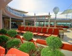 ID 7489 EXPLORER OF THE SEAS (2000/137308grt/IMO 9161728) - The Solarium.