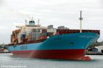 ID 9035 LEDA MAERSK (2001/50721grt/63200dwt/IMO 9190755)berthing in Auckland, New Zealand at the beginning of her maiden call.
Ports of Auckland recently won back Maersk's Southern Star service from the port...