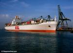 ID 7207 OOCL NETHERLANDS (1997/66086grt/IMO 9143075) berthing in Southampton, England at the beginning of her maiden visit to the port. 