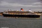 ID 8961 QUEEN MARY 2 (2003/148528grt/IMO 9241061swings off her Jellicoe Wharf berth as she sails from Auckland bound north to the Bay of islands in New Zealand's far north following her third visit to the...