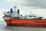 ID 7676 SUPER SERVANT 4 (1982/12642grt/IMO 8025343) a semi-submersible operated by Dockwise Shipping B.V. of The Netherlands, arriving at Wynyard Wharf, Auckland, NZ with the motor yacht CODENE aboard.
