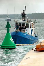 ID 7598 GLADIATOR backs off No. 15 buoy to continue the chase.